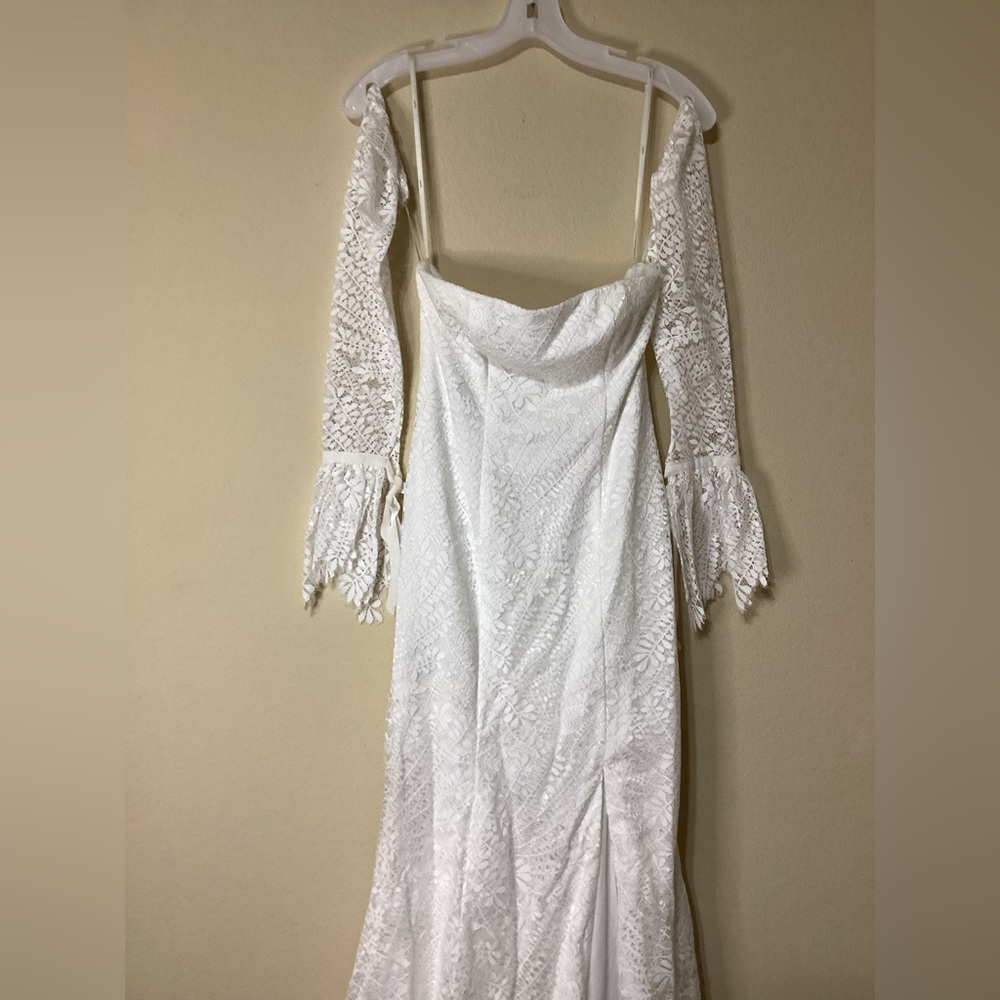 Vera Wang bride dress size 4